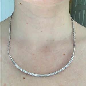 Kendra Scott necklace